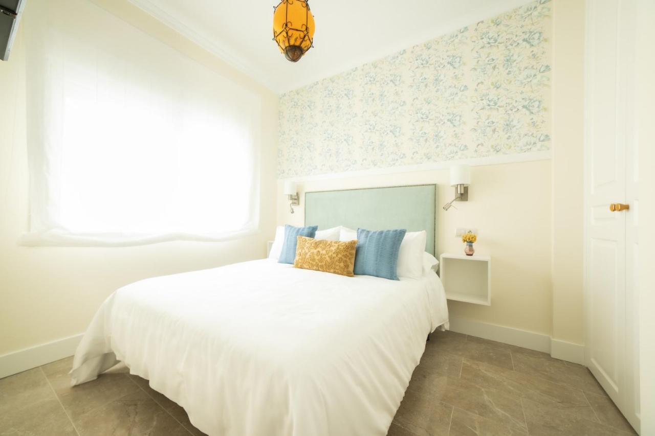 Apartamentos San Francisco - Centrico Mota Del Cuervo Luaran gambar
